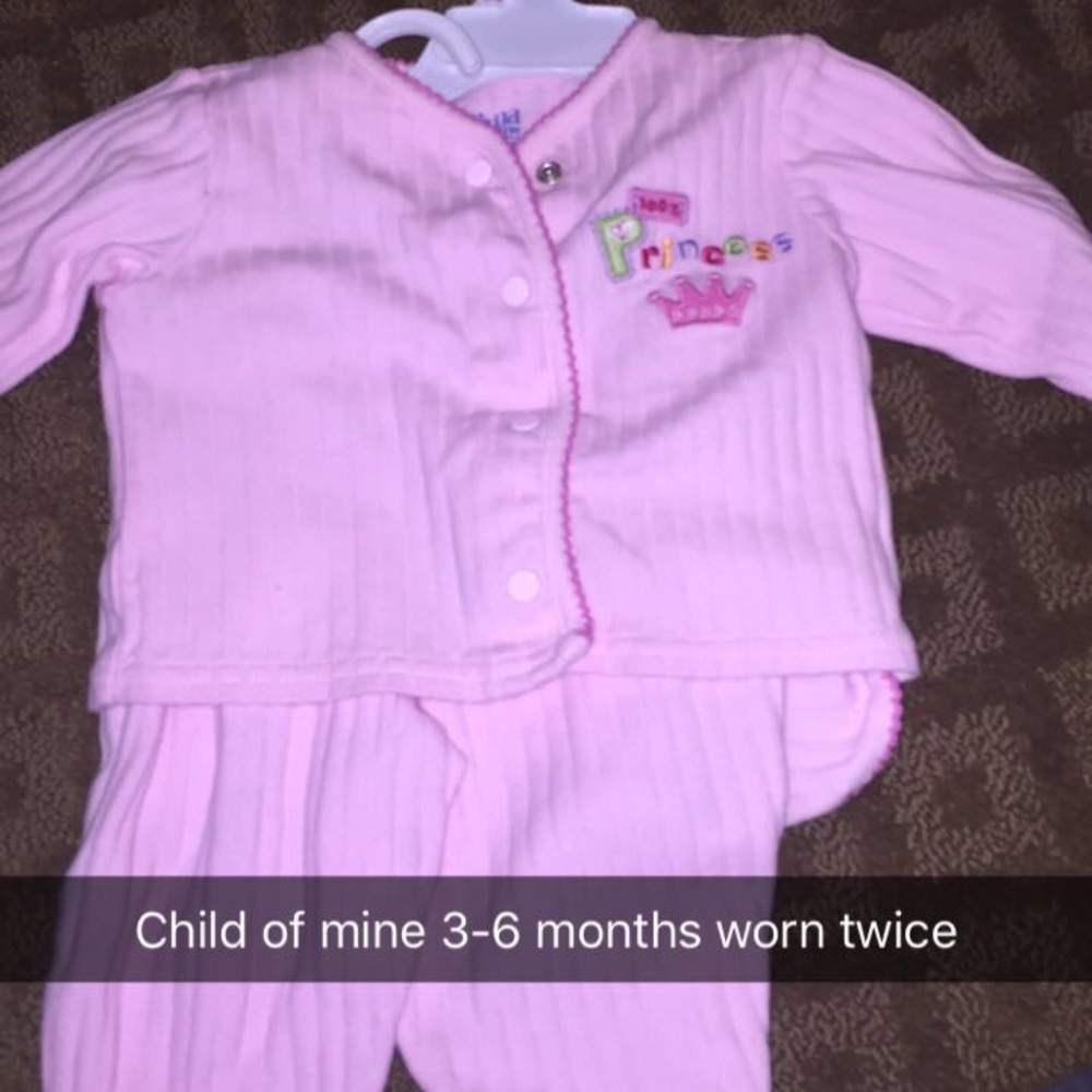 Pink 2 piece pajama outfit